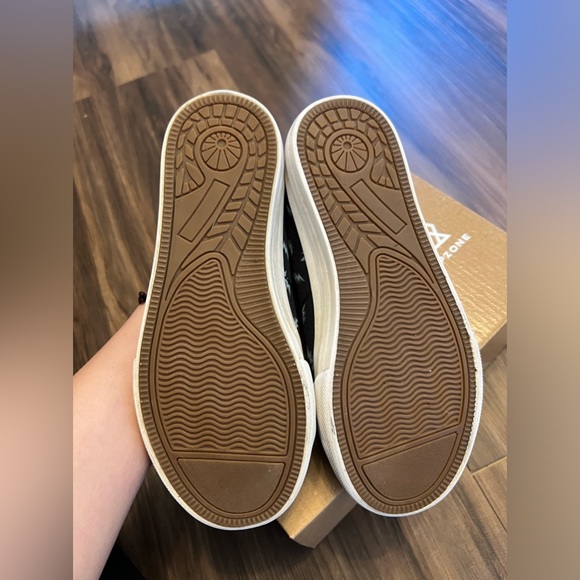 Ripzone Kids Shoe - Picture 4 of 5